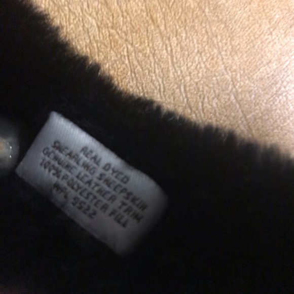 UGG Classic Earmuff - Picture 7 of 7